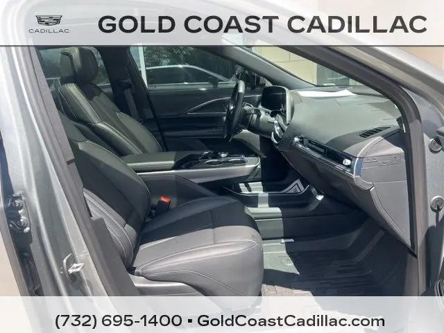 2024 Cadillac iQ Sport w/1SF