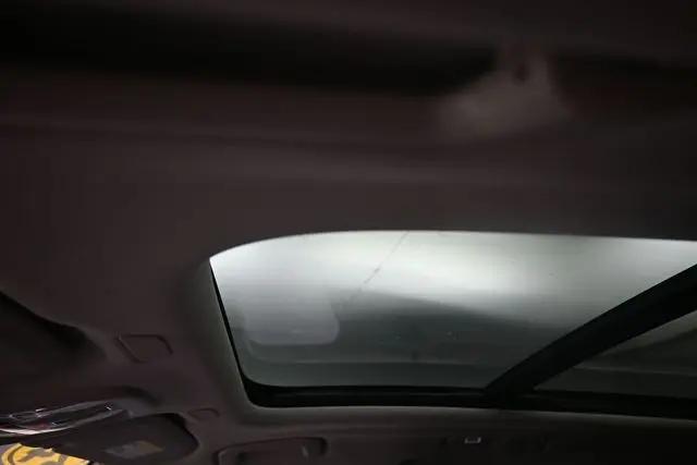 2024 Volvo XC60 B5 Core Dark Theme