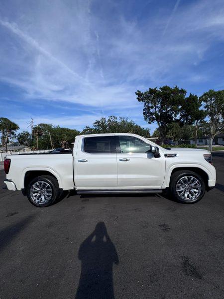 2024 GMC Sierra 1500 4WD Crew Cab Short Box Denali