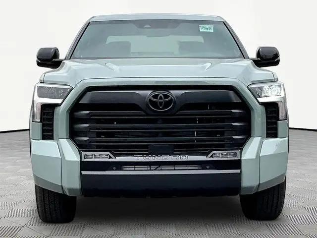 2026 Toyota Tundra Limited CrewMax 5.5' Bed