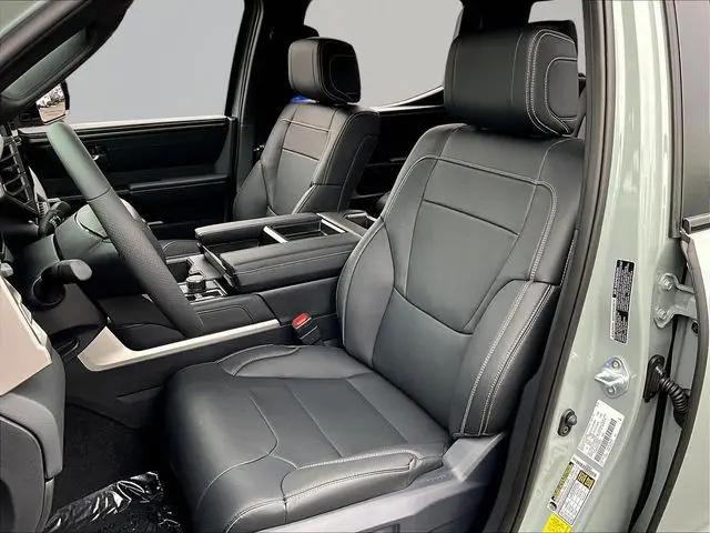 2026 Toyota Tundra Limited CrewMax 5.5' Bed