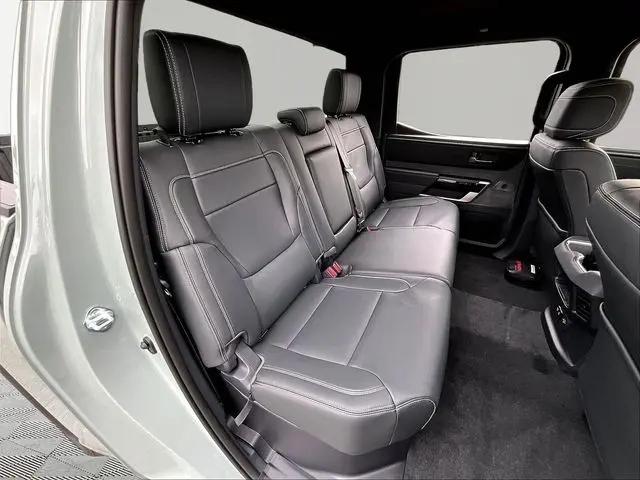 2026 Toyota Tundra Limited CrewMax 5.5' Bed
