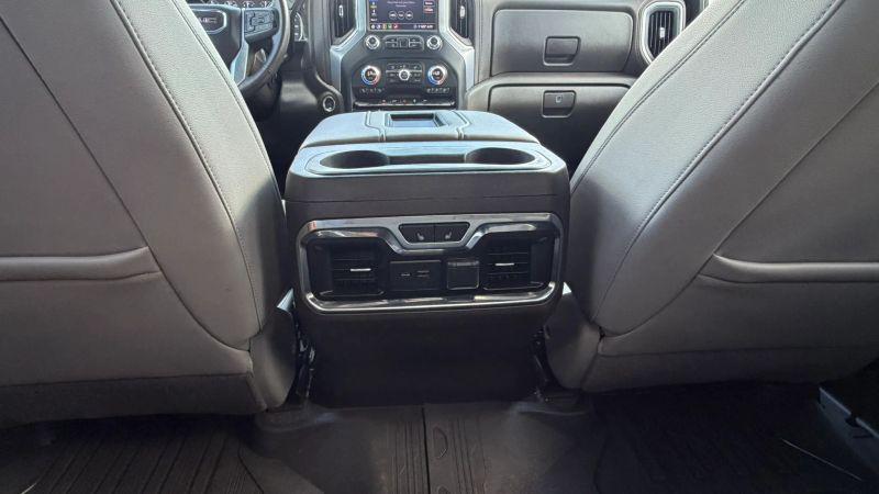 2020 GMC Sierra 1500 2WD Crew Cab Short Box SLT