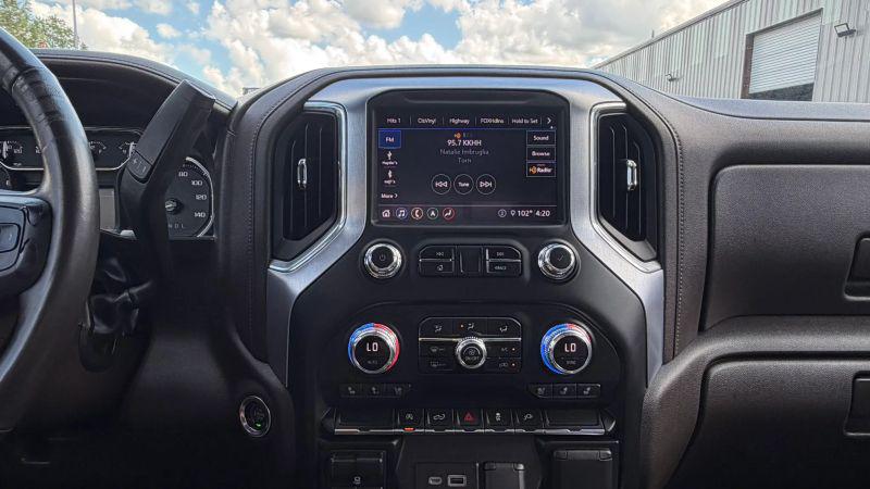 2020 GMC Sierra 1500 2WD Crew Cab Short Box SLT
