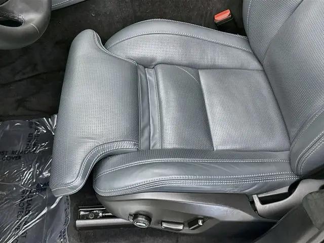 2023 Volvo XC90 Recharge T8 Ultimate Dark Theme 7-Seater