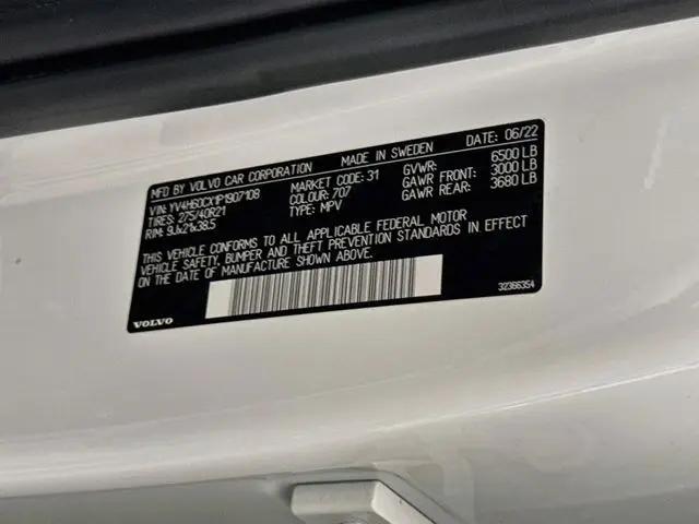 2023 Volvo XC90 Recharge T8 Ultimate Dark Theme 7-Seater