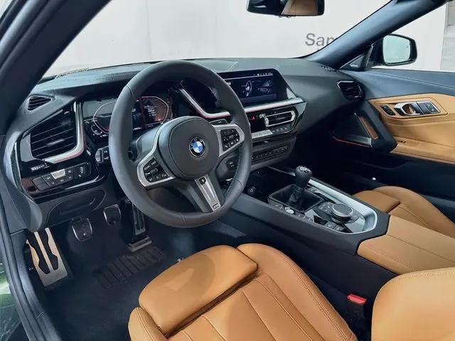 2026 BMW Z4 M40i