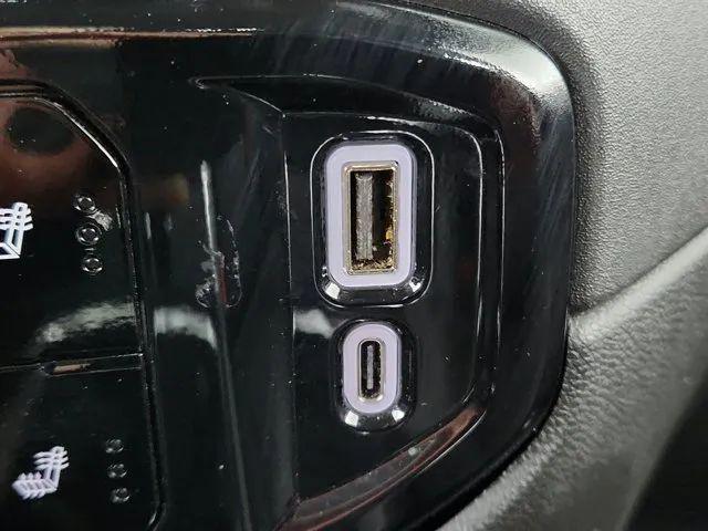 2024 Chevrolet Silverado 1500 4WD Crew Cab Short Bed RST
