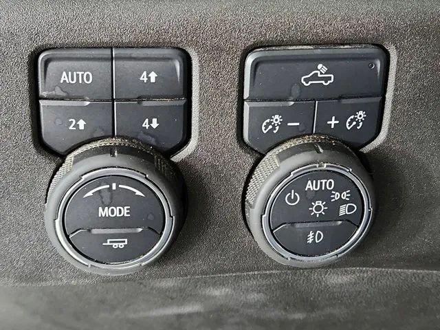 2024 Chevrolet Silverado 1500 4WD Crew Cab Short Bed RST