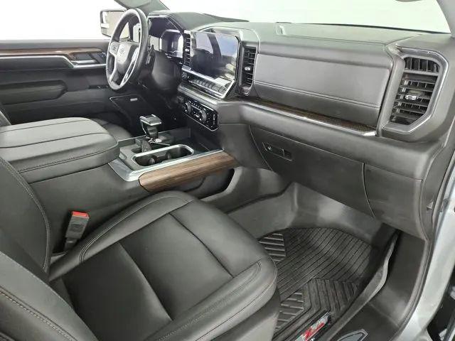 2024 Chevrolet Silverado 1500 4WD Crew Cab Short Bed RST