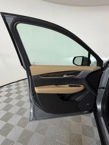 2024 Cadillac XT6 AWD Sport