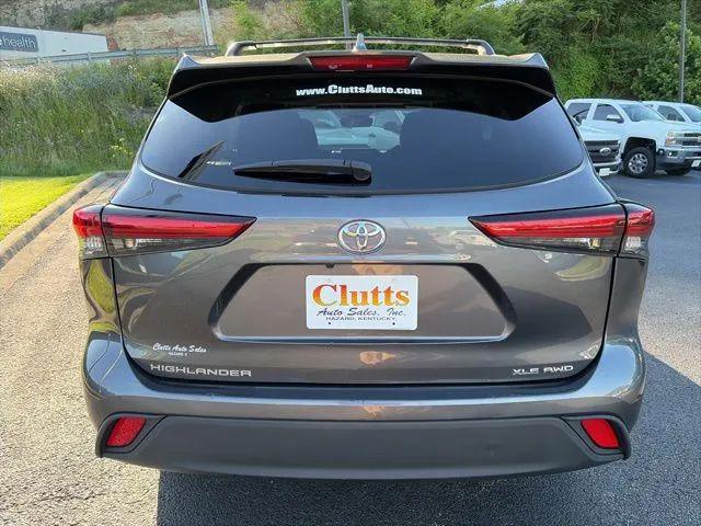 2022 Toyota Highlander XLE