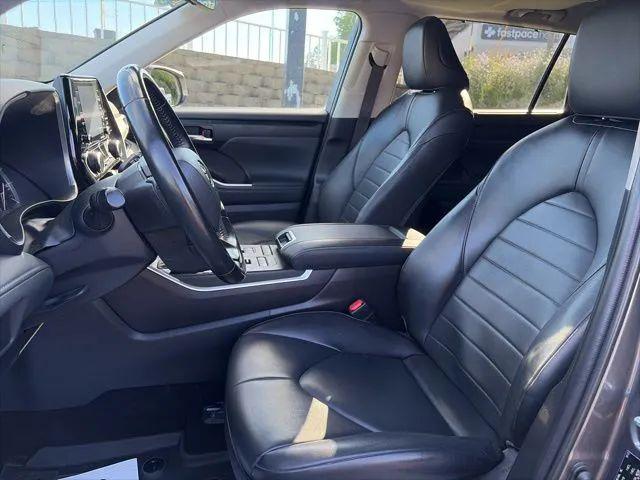 2022 Toyota Highlander XLE