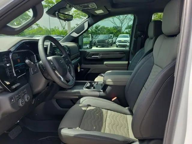 2026 Chevrolet Silverado 2500HD Crew Cab, Standard Bed, XR2, 4WD