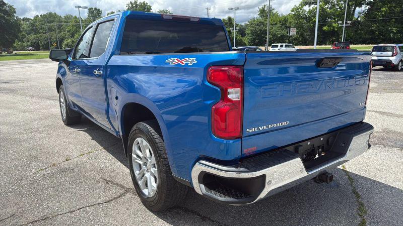 2023 Chevrolet Silverado 1500 4WD Crew Cab Short Bed LTZ