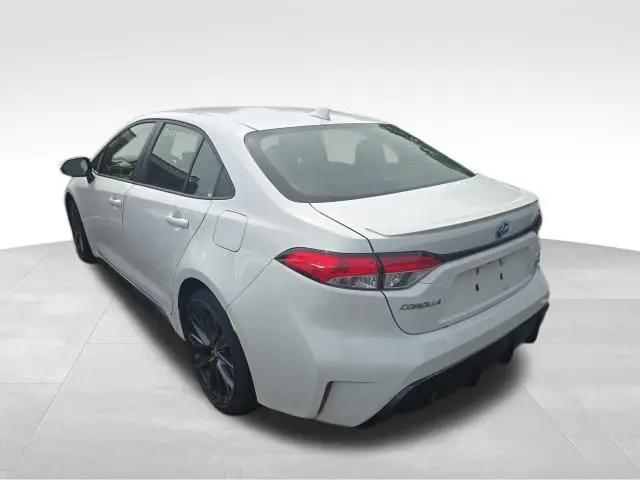 2025 Toyota Corolla Hybrid SE