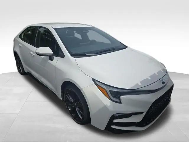 2025 Toyota Corolla Hybrid SE