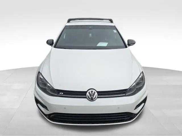 2019 Volkswagen Golf R 2.0T w/DCC & Navigation