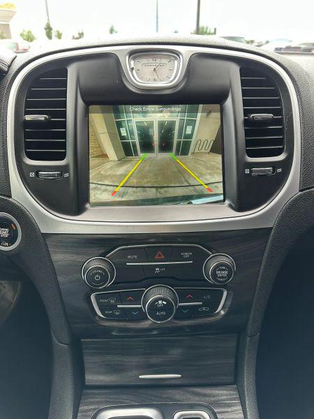 2019 Chrysler 300 Touring