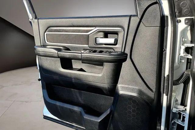 2024 Ram 2500 Big Horn Crew Cab 4x4 6'4" Box