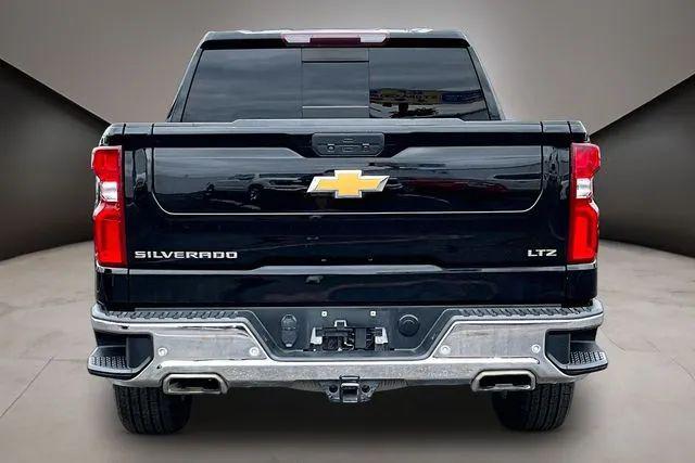 2021 Chevrolet Silverado 1500 4WD Crew Cab Short Bed LTZ