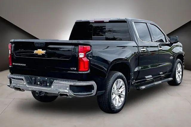 2021 Chevrolet Silverado 1500 4WD Crew Cab Short Bed LTZ