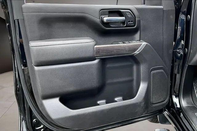 2021 Chevrolet Silverado 1500 4WD Crew Cab Short Bed LTZ