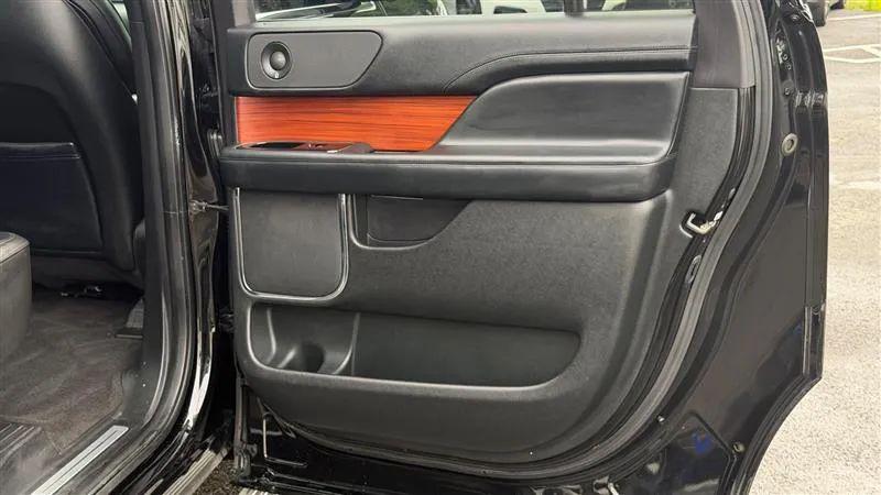 2018 Lincoln Navigator L Select