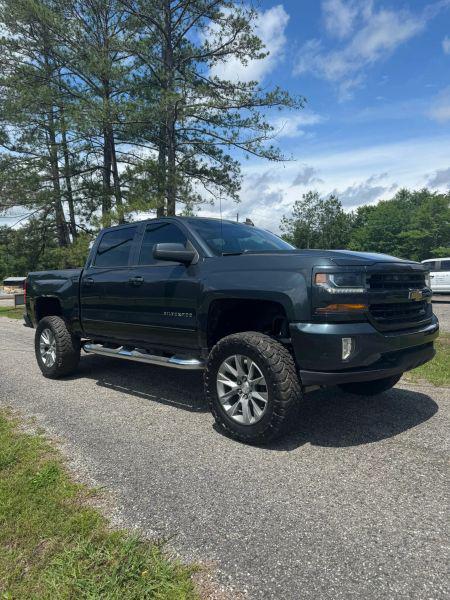 2017 Chevrolet Silverado 1500 2LT