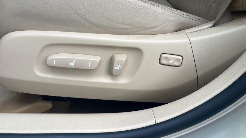2011 Lexus ES 350 350