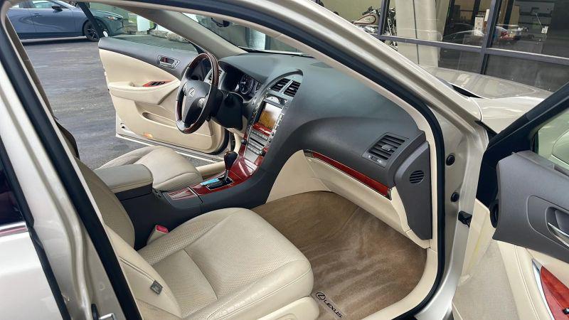 2011 Lexus ES 350 350