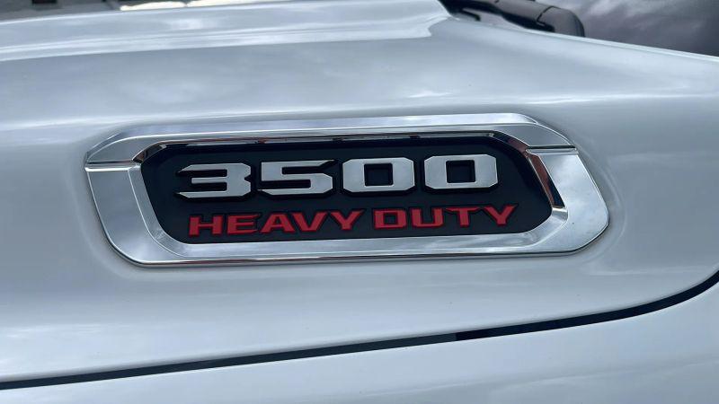 2025 Ram 3500 Big Horn Crew Cab 4x4 8' Box