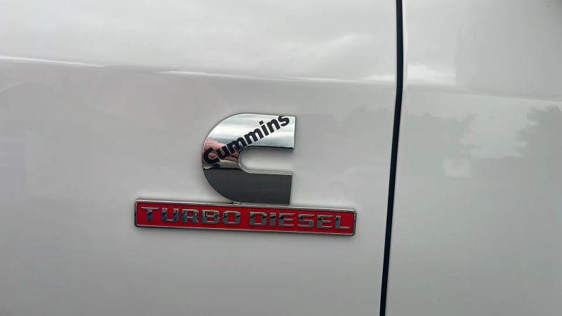 2025 Ram 3500 Big Horn Crew Cab 4x4 8' Box