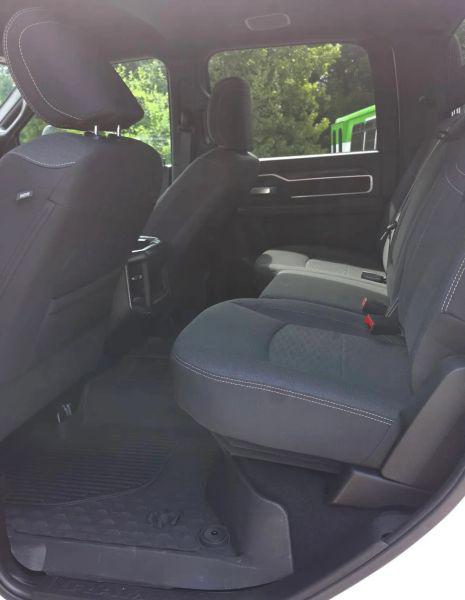 2025 Ram 3500 Big Horn Crew Cab 4x4 8' Box