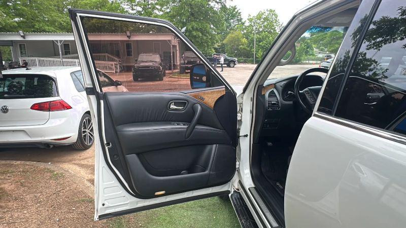 2014 INFINITI QX80 Base