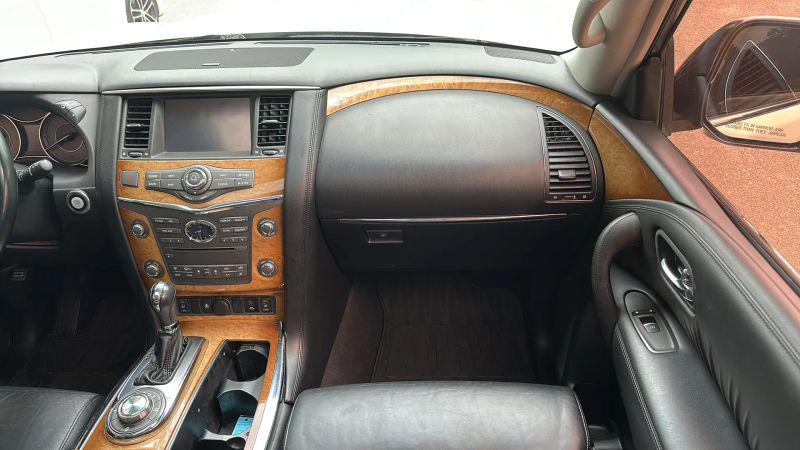 2014 INFINITI QX80 Base