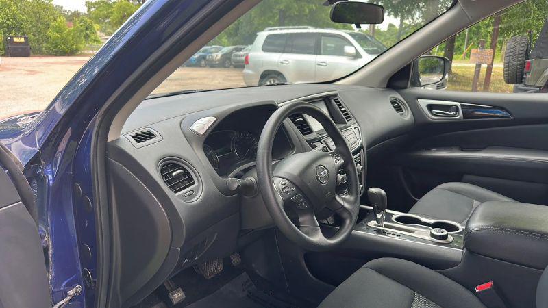 2019 Nissan Pathfinder S