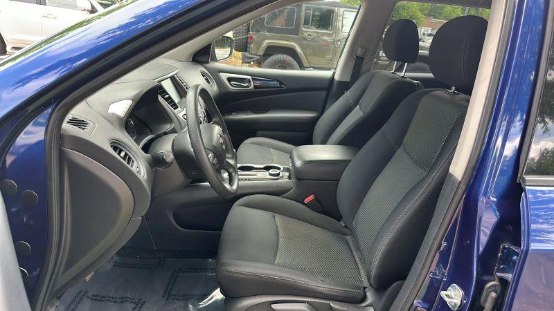 2019 Nissan Pathfinder S