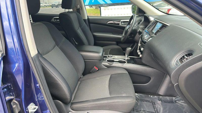 2019 Nissan Pathfinder S