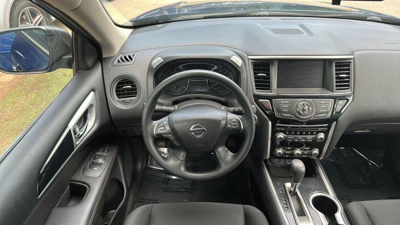 2019 Nissan Pathfinder S