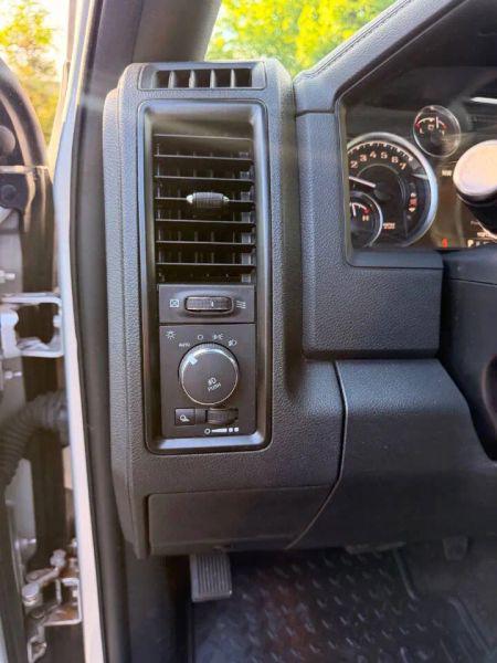 2017 Ram 1500 Rebel Crew Cab 4x4 5'7" Box