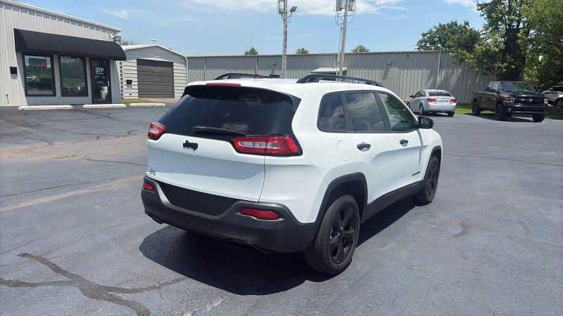 2017 Jeep Cherokee Altitude FWD