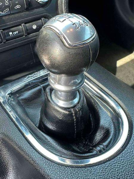 2015 Ford Mustang V6