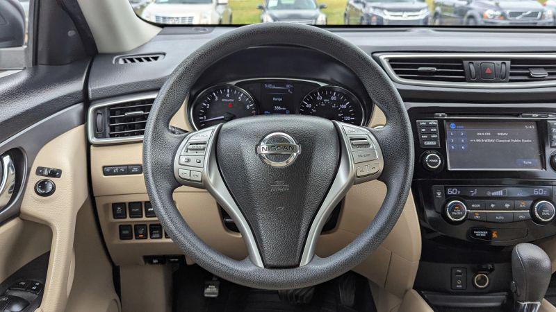 2016 Nissan Rogue SV