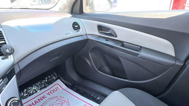 2012 Chevrolet Cruze LS