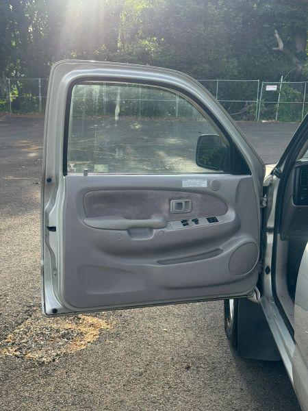 2002 Toyota Tacoma Base V6