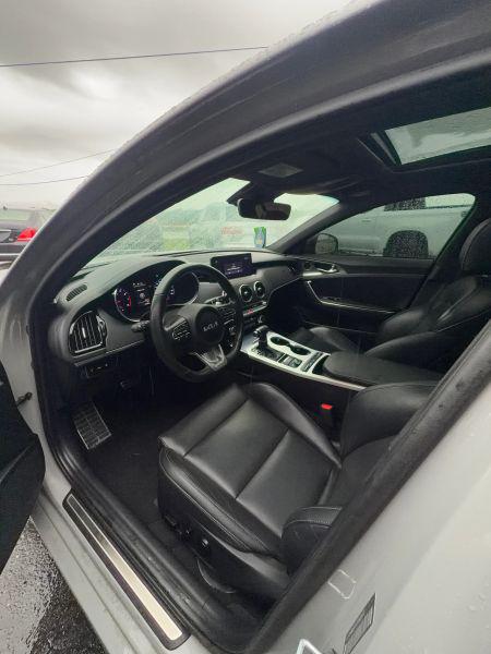 2022 Kia Stinger GT1