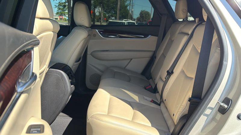 2017 Cadillac XT5 Premium Luxury