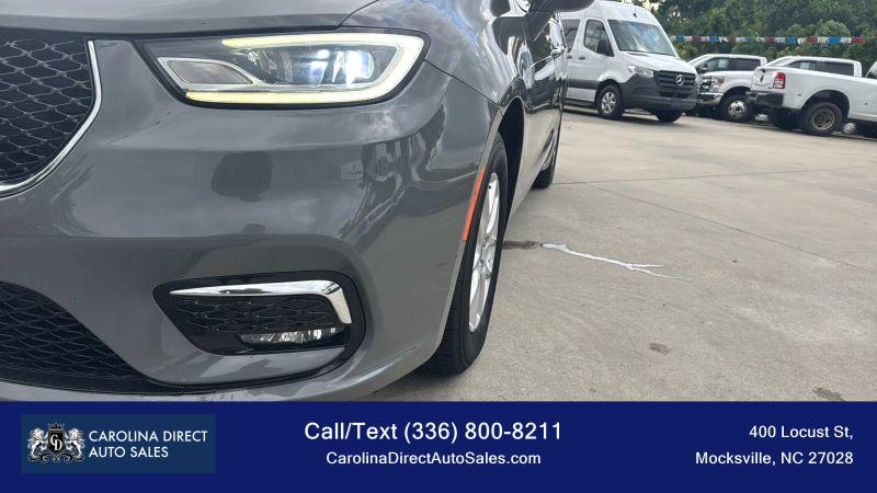 2022 Chrysler Pacifica Touring L