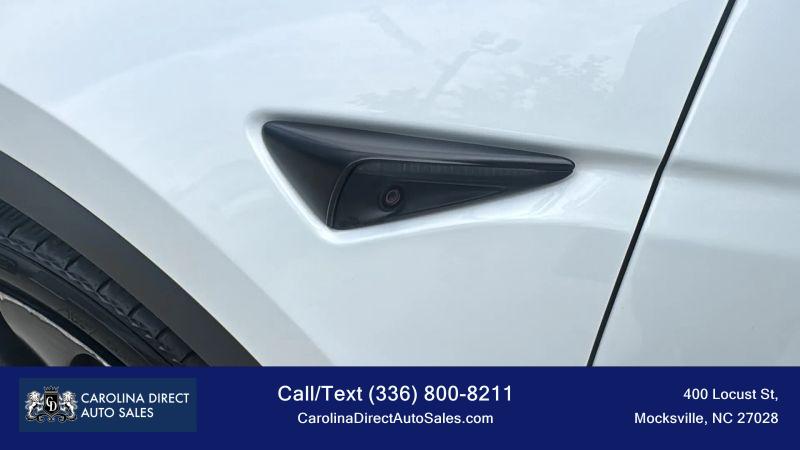 2022 Tesla Model Y Performance Dual Motor All-Wheel Drive